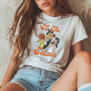 Halloween Graphic Tee Spooky Season Vintage Style Ghouls T-Shirt